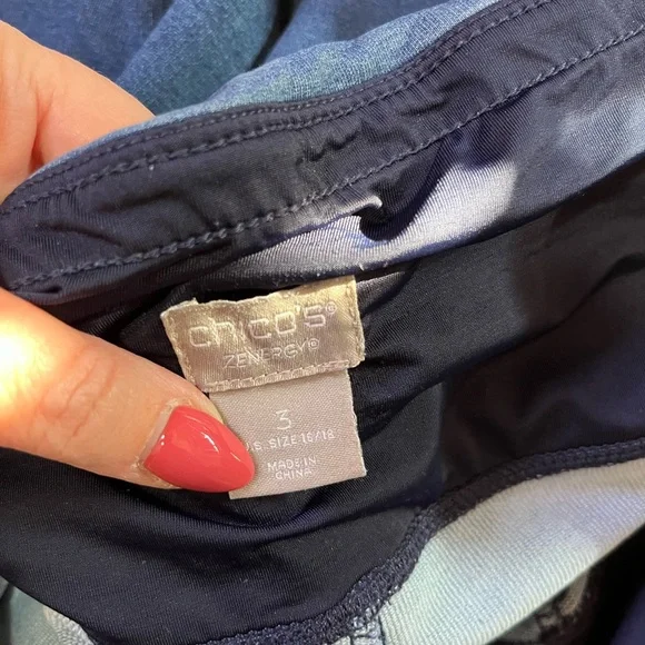 Chico's Dark Blue Jeggings sz 3 16/18 stretch pants pull on denim look - Picture 2 of 5